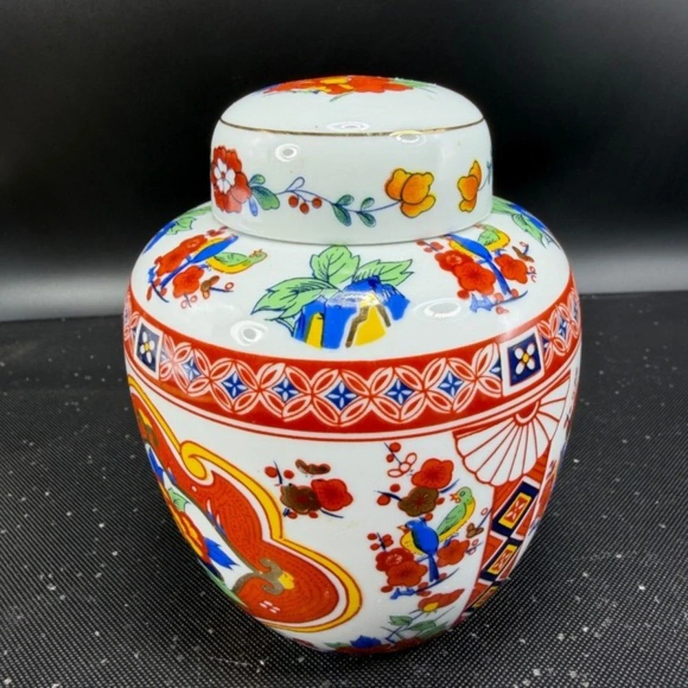 Vintage Porcelain Ginger Jar Floral Bird‎ Chinoiserie Lidded Vase Gilt 5 Inch